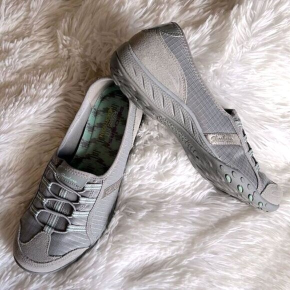 Sketchers Relaxed Fit Breathe Easy Allure Memory Foam Slip On Sneakers 9 - Picture 11 of 12